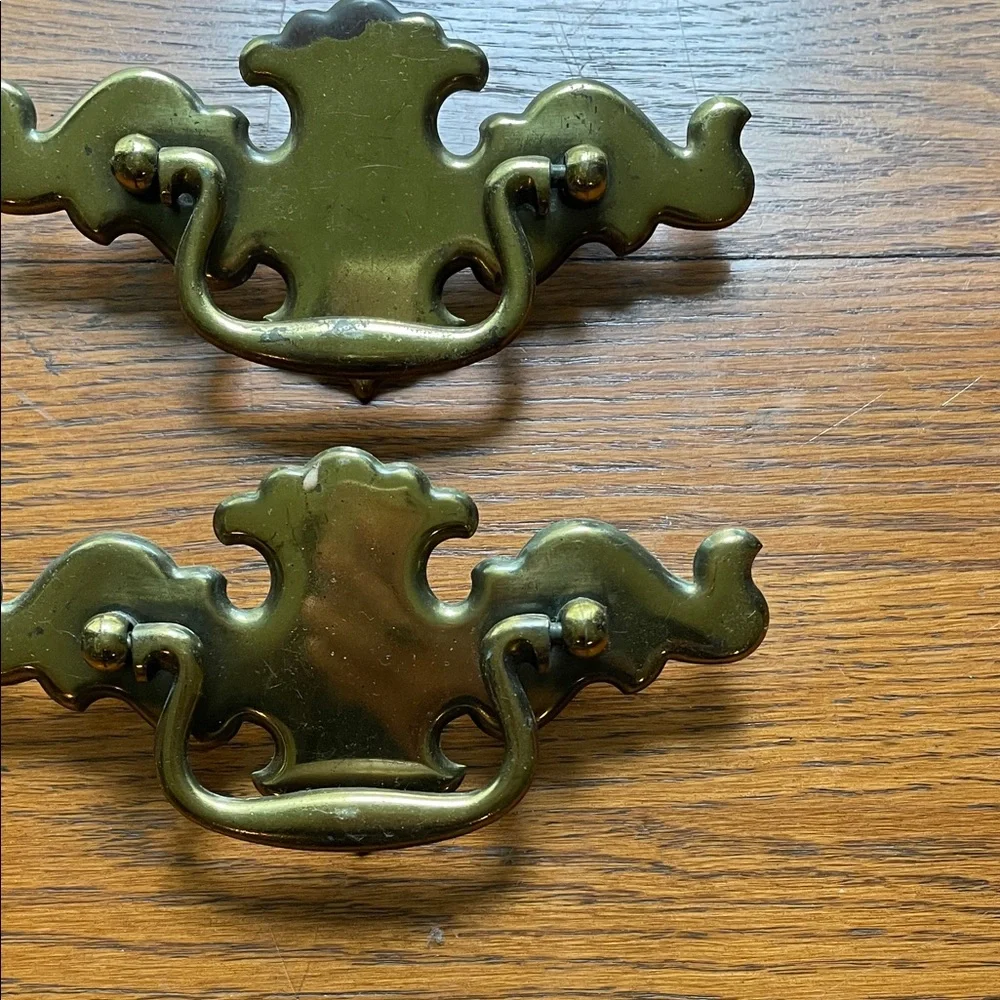 Vintage large Brass Drawer Pulls - Set of 8